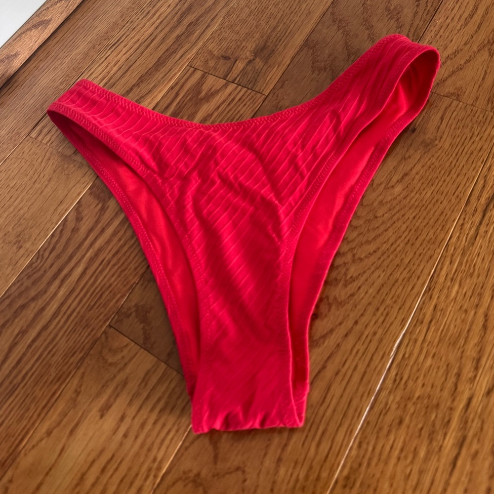Bright Red Ribbed Bikini Bottom - Picture 2 of 3